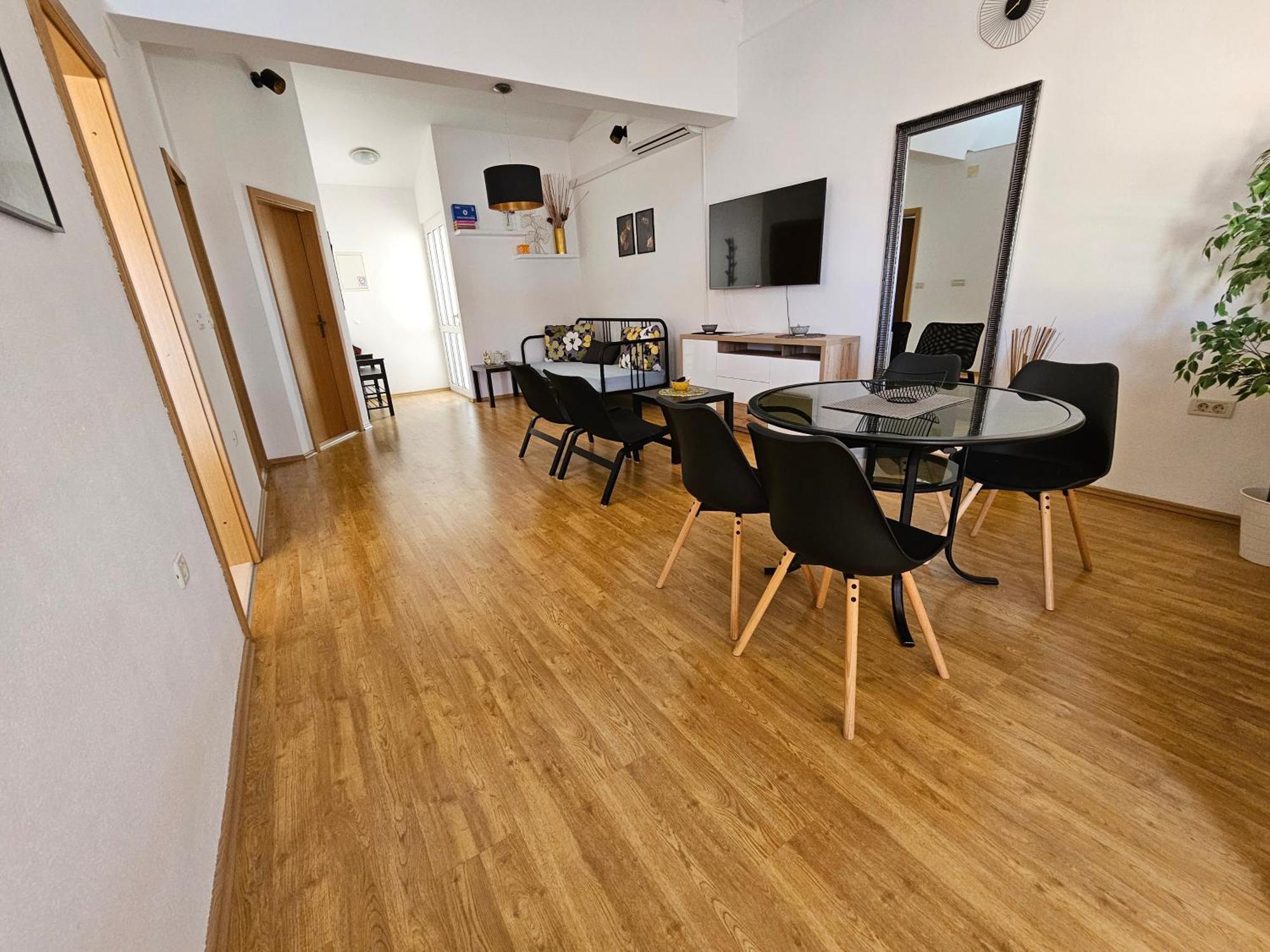 Apartmani Nikmar Makarska Exterior photo
